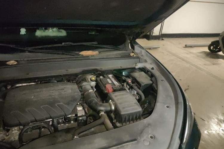 Used FORTHING T5 EVO 2021 1.5TD DCT Starry Edition Engine Bay Left