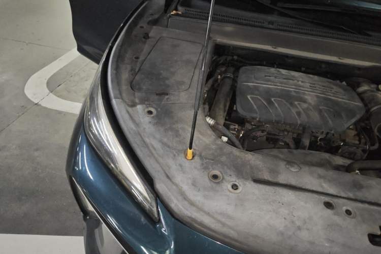 Used FORTHING T5 EVO 2021 1.5TD DCT Starry Edition Engine Bay Right