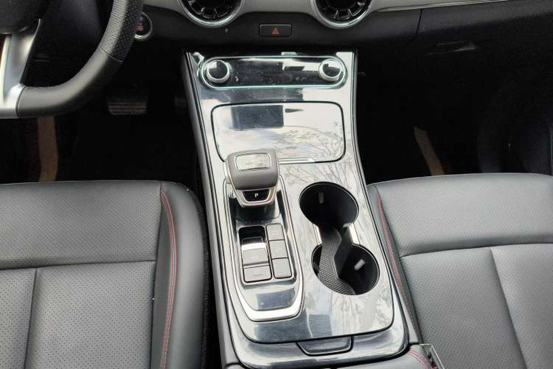 Used FORTHING T5 EVO 2021 1.5TD DCT Diamond Edition Gear Lever