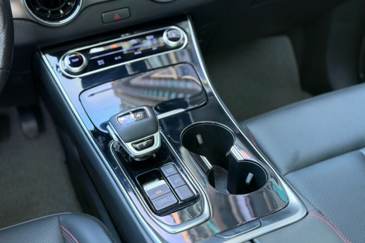 Used FORTHING T5 EVO 2021 1.5TD DCT Diamond Edition Interior 10