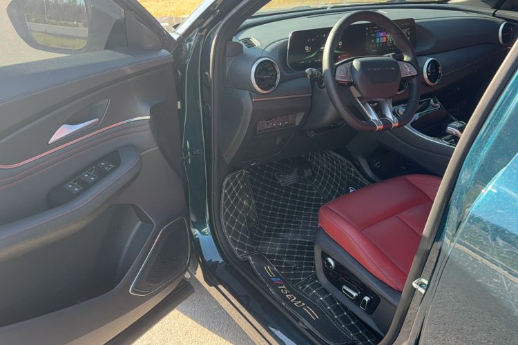Used FORTHING T5 EVO 2021 1.5TD DCT Starry Edition Interior 2