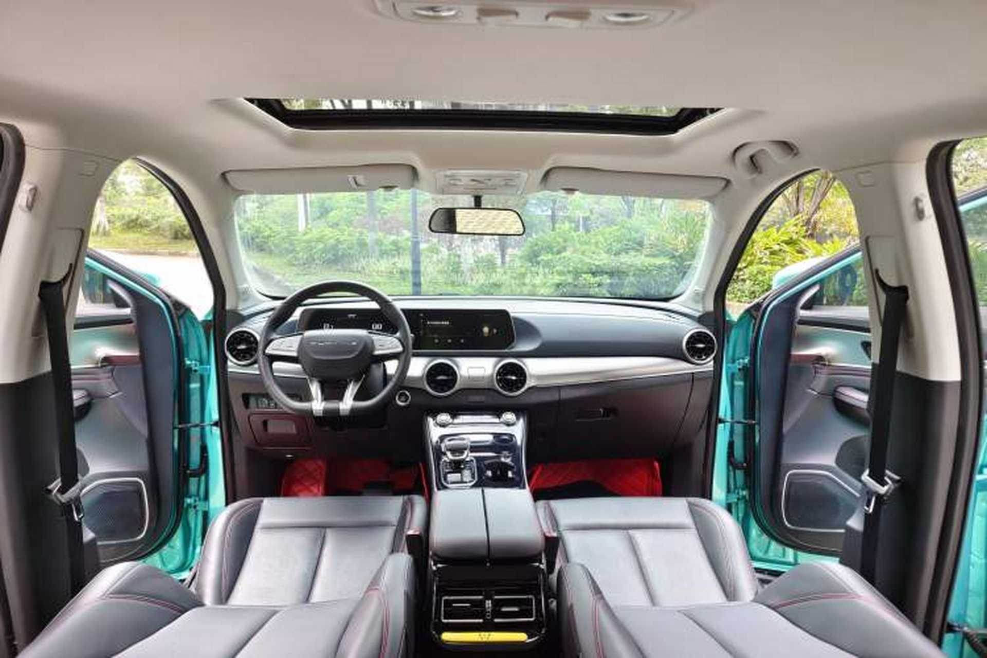 Used FORTHING T5 EVO 2021 1.5TD DCT Platinum Edition Interior 6