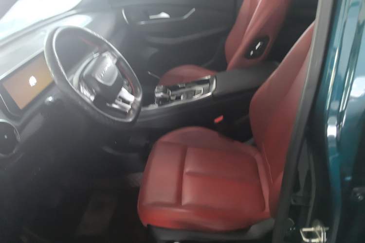 Used FORTHING T5 EVO 2021 1.5TD DCT Glory Edition Left Front Seat