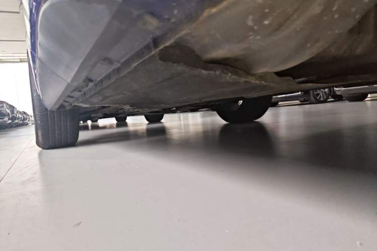 Used FORTHING T5 EVO 2021 1.5TD DCT Diamond Edition Left Side Sill