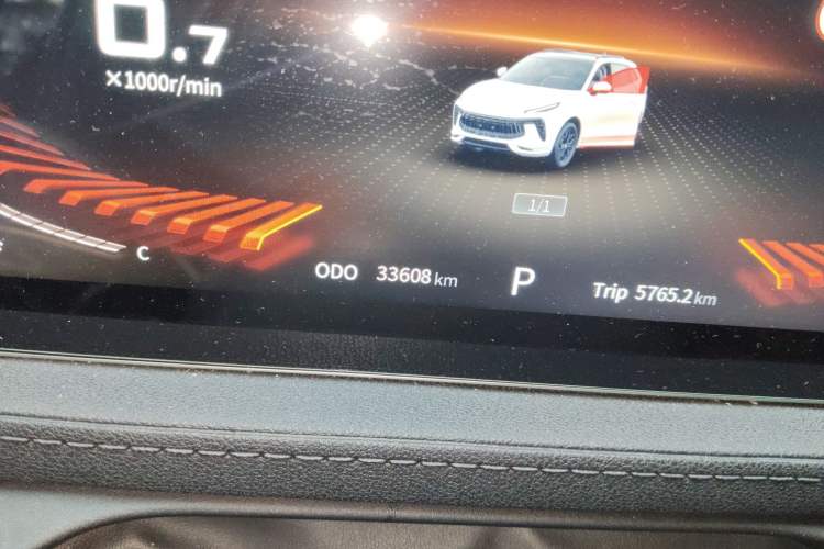 Used FORTHING T5 EVO 2021 1.5TD DCT Starry Edition Odometer Close Up