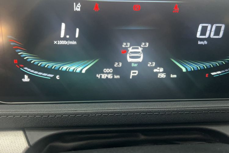 Used FORTHING T5 EVO 2021 1.5TD DCT Diamond Edition Odometer Close Up