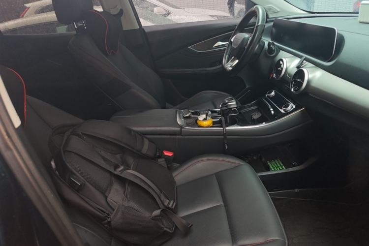 Used FORTHING T5 EVO 2021 1.5TD DCT Diamond Edition Right Front Seat
