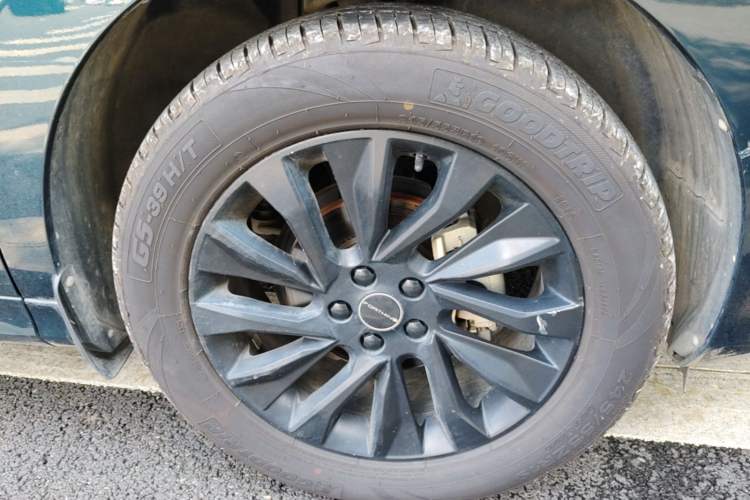 Used FORTHING T5 EVO 2021 1.5TD DCT Starry Edition Right Front Wheel Hub