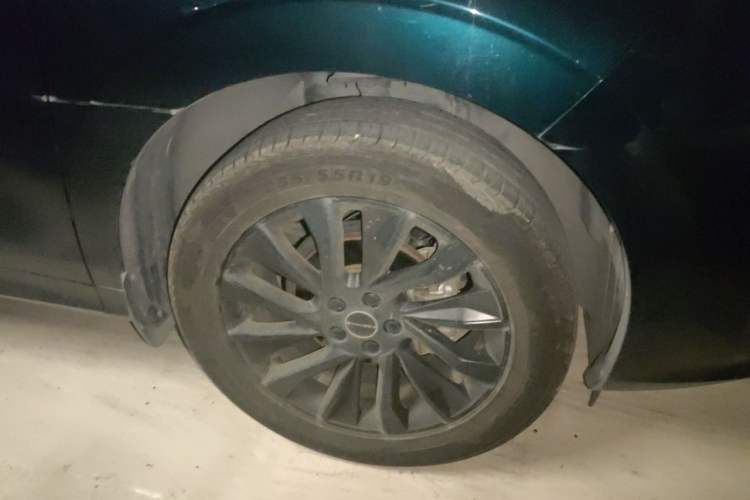 Used FORTHING T5 EVO 2021 1.5TD DCT Starry Edition Right Front Wheel Hub