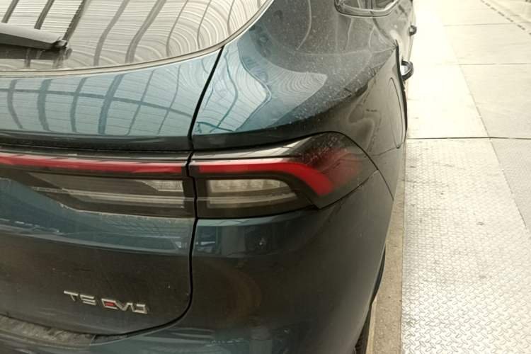 Used FORTHING T5 EVO 2021 1.5TD DCT Starry Edition Right Rear Taillight