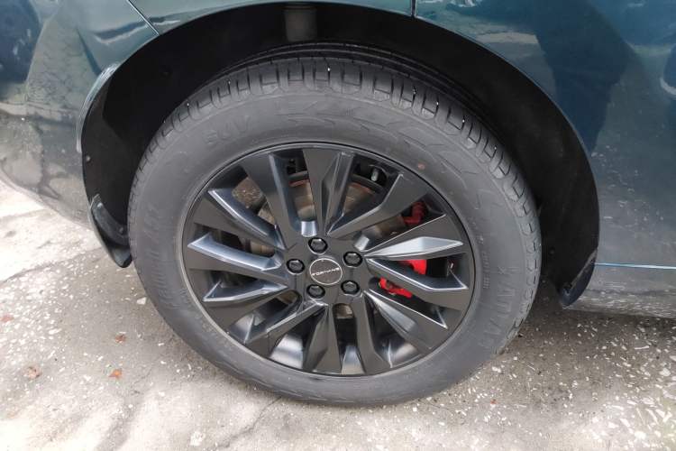 Used FORTHING T5 EVO 2021 1.5TD DCT Diamond Edition Right Rear Wheel Hub