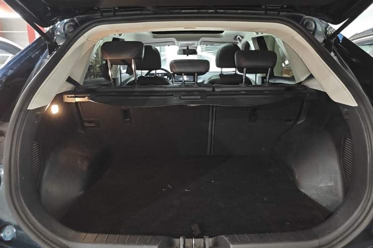Used FORTHING T5 EVO 2021 1.5TD DCT Diamond Edition Trunk