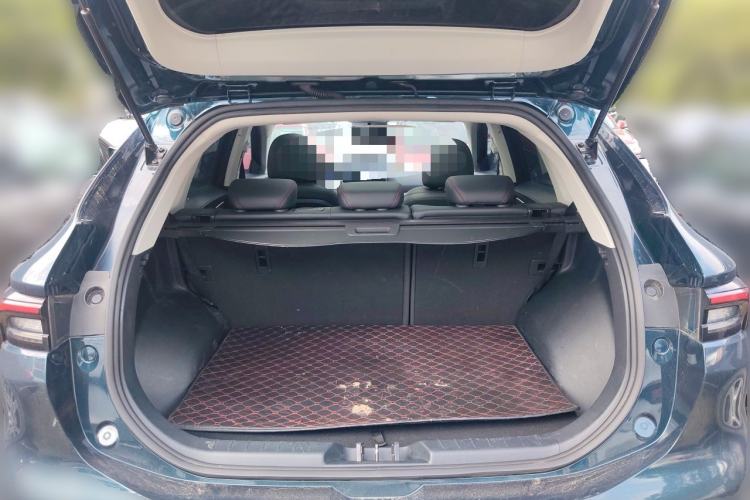 Used FORTHING T5 EVO 2021 1.5TD DCT Diamond Edition Trunk