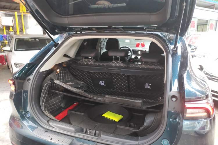 Used FORTHING T5 EVO 2021 1.5TD DCT Diamond Edition Trunk