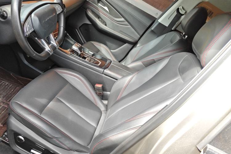 Used FORTHING T5 EVO 2021 1.5TD DCT Diamond Edition Left Front Seat