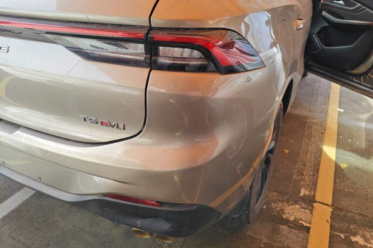 Used FORTHING T5 EVO 2021 1.5TD DCT Diamond Edition Right Rear Taillight