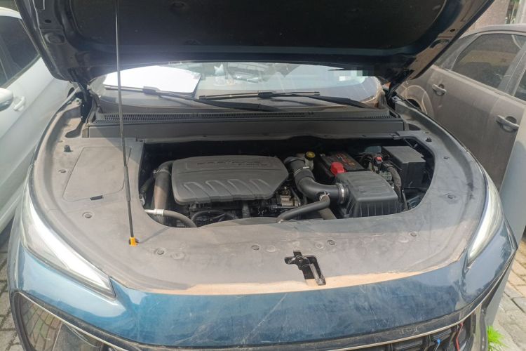 Used FORTHING T5 EVO 2021 1.5TD DCT Diamond Edition Engine Bay
