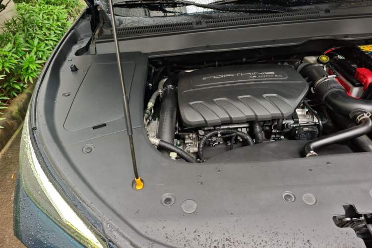 Used FORTHING T5 EVO 2021 1.5TD DCT Starry Edition Engine Bay Right
