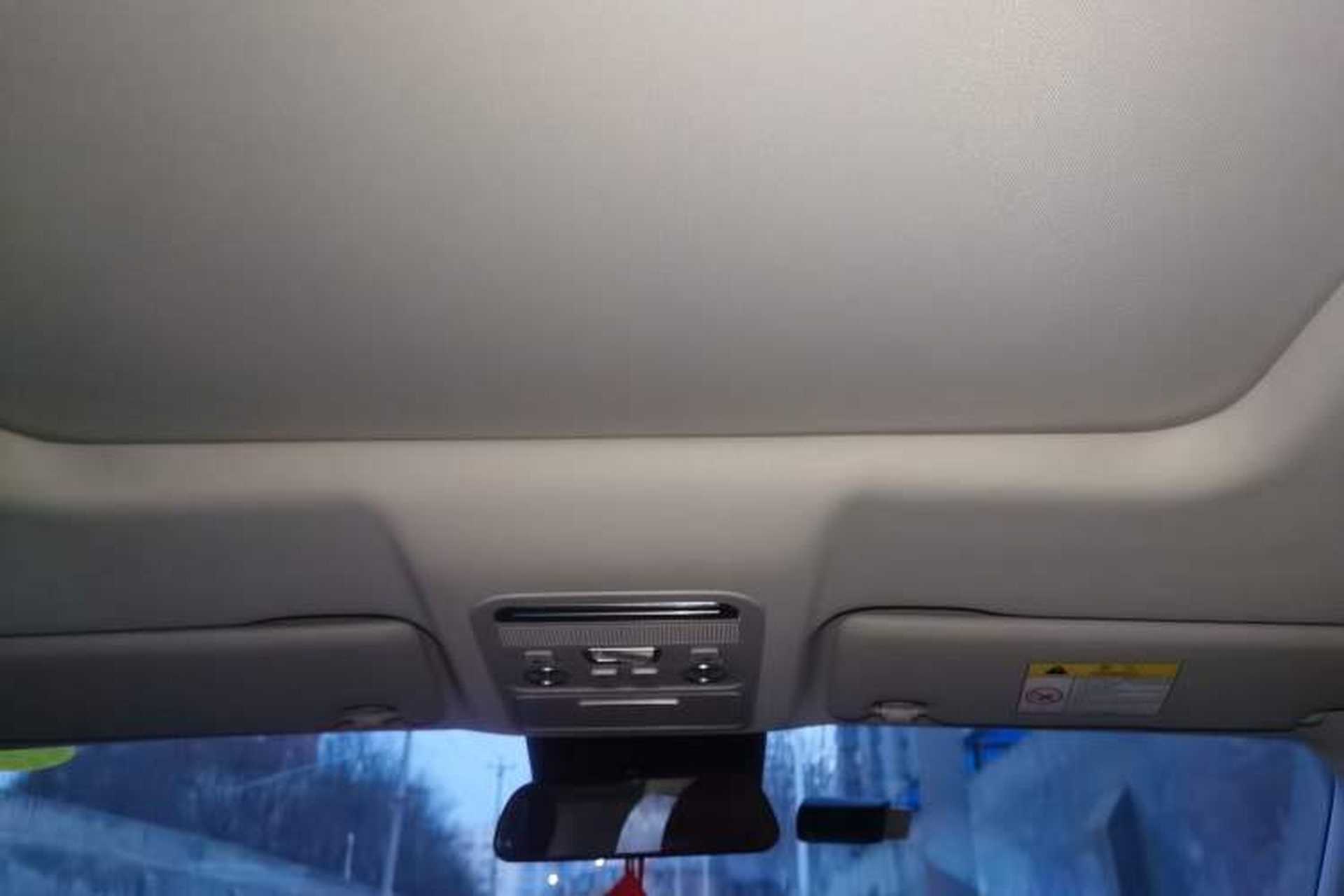 Used FORTHING T5 EVO 2021 1.5TD DCT Diamond Edition Headliner