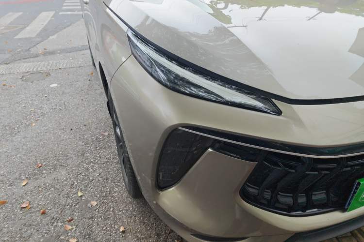 Used FORTHING T5 EVO 2021 1.5TD DCT Diamond Edition Right Front Headlight