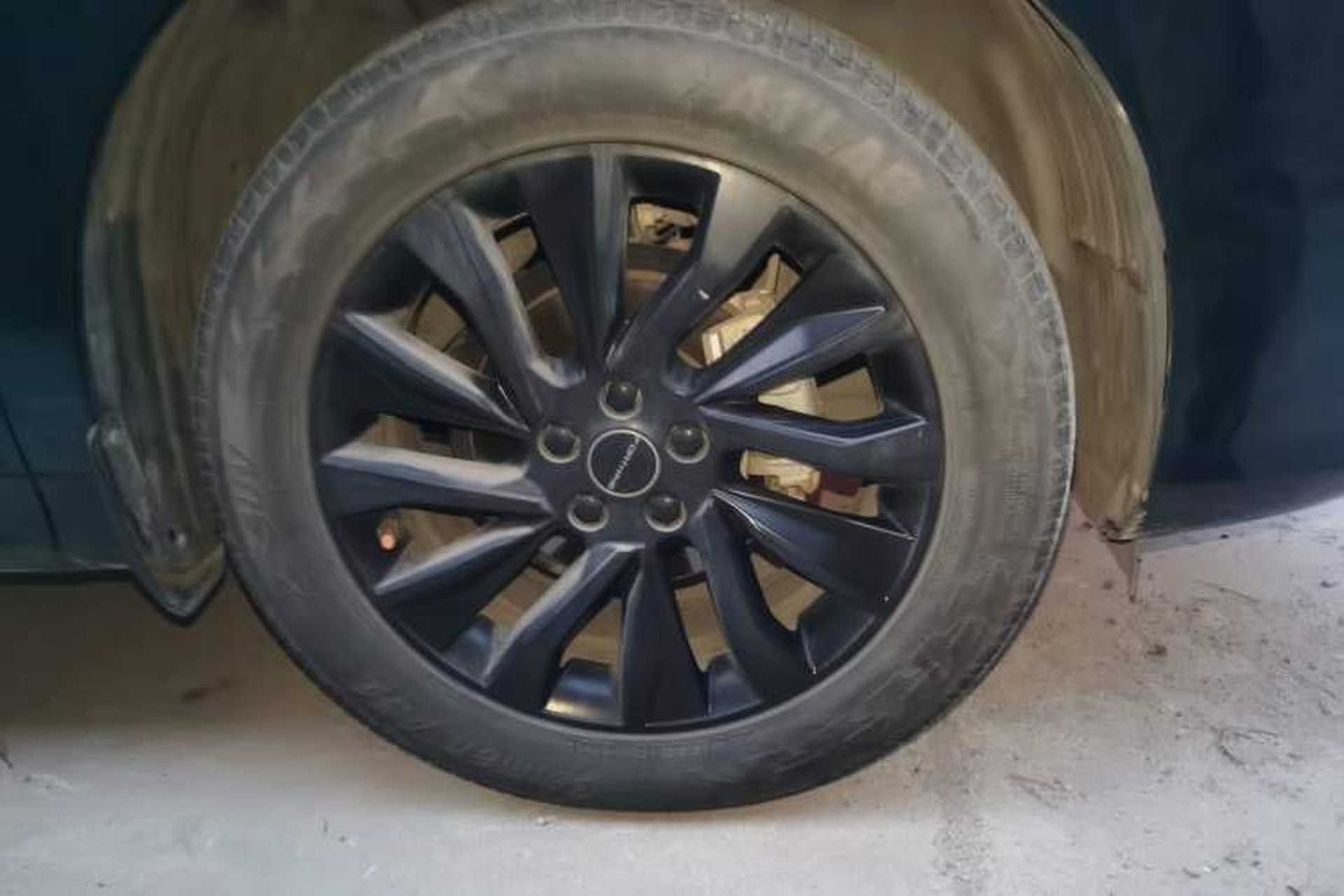 Used FORTHING T5 EVO 2021 1.5TD DCT Diamond Edition Right Front Wheel Hub