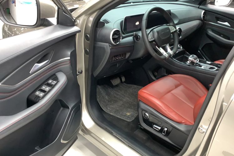 Used FORTHING T5 EVO 2021 1.5TD DCT Starry Edition Interior 1