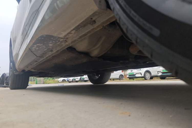 Used FORTHING T5 EVO 2021 1.5TD DCT Starry Edition Left Side Sill