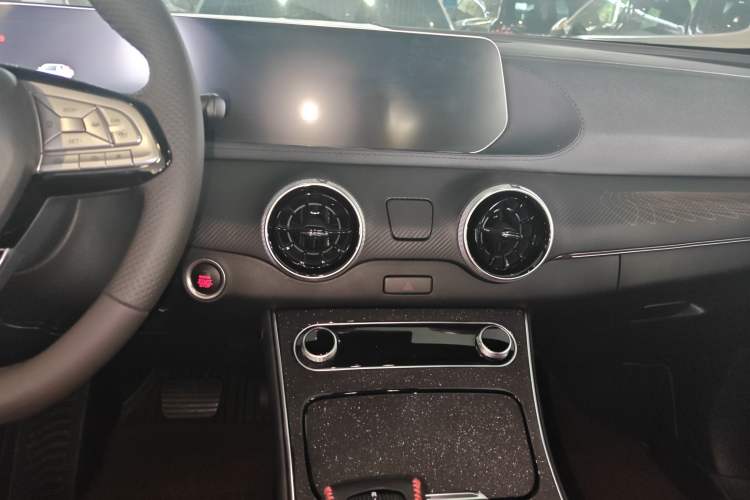 Used FORTHING T5 EVO 2021 1.5TD DCT Starry Edition Audio And AC Panel