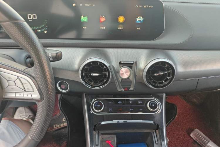 Used FORTHING T5 EVO 2021 1.5TD DCT Diamond Edition Audio And AC Panel
