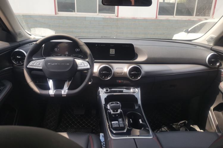 Used FORTHING T5 EVO 2021 1.5TD DCT Diamond Edition Center Console