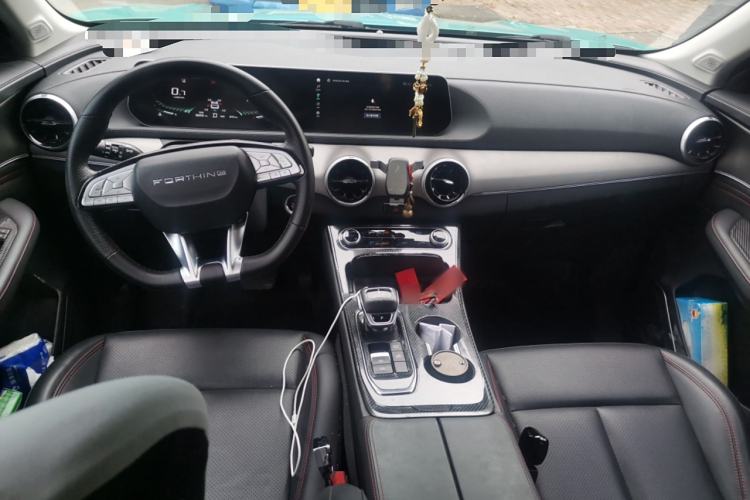 Used FORTHING T5 EVO 2021 1.5TD DCT Diamond Edition Center Console
