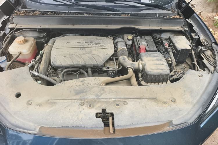 Used FORTHING T5 EVO 2021 1.5TD DCT Platinum Edition Heatwave Engine Bay
