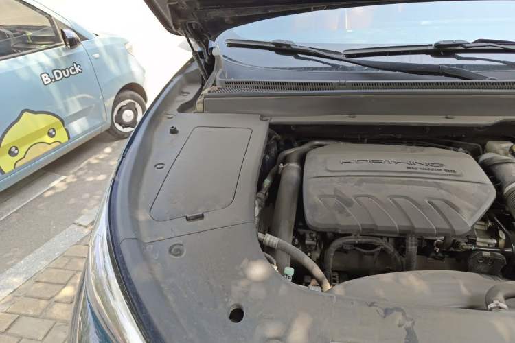 Used FORTHING T5 EVO 2021 1.5TD DCT Starry Edition Engine Bay Right
