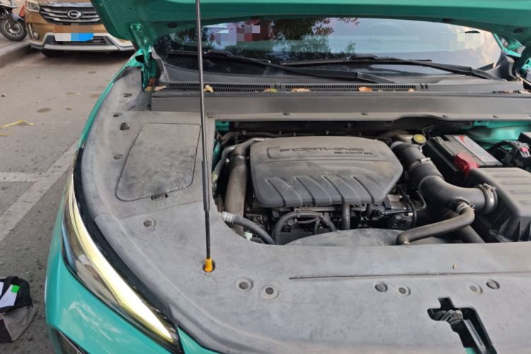 Used FORTHING T5 EVO 2021 1.5TD DCT Starry Edition Engine Bay Right
