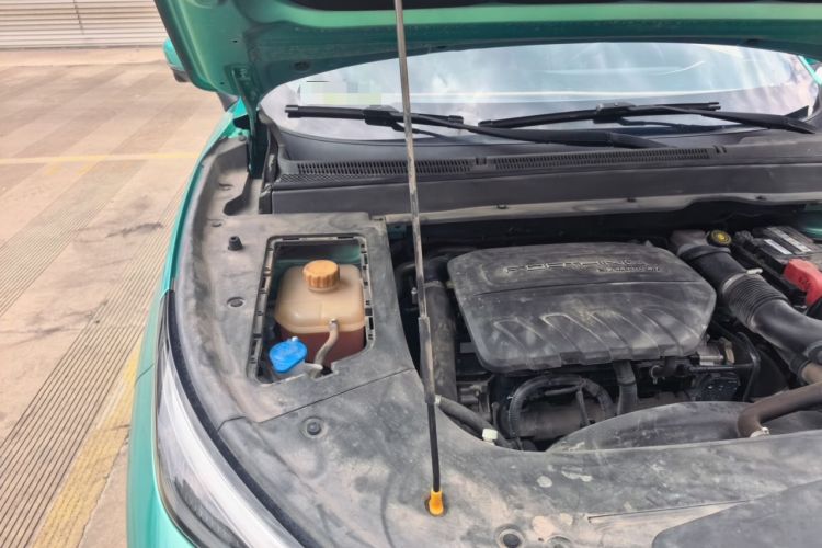 Used FORTHING T5 EVO 2021 1.5TD DCT Starry Edition Engine Bay Right