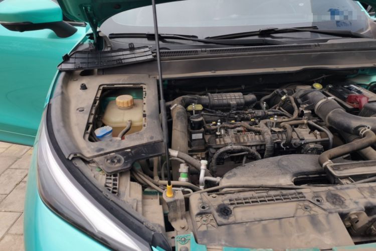 Used FORTHING T5 EVO 2021 1.5TD DCT Starry Edition Engine Bay Right
