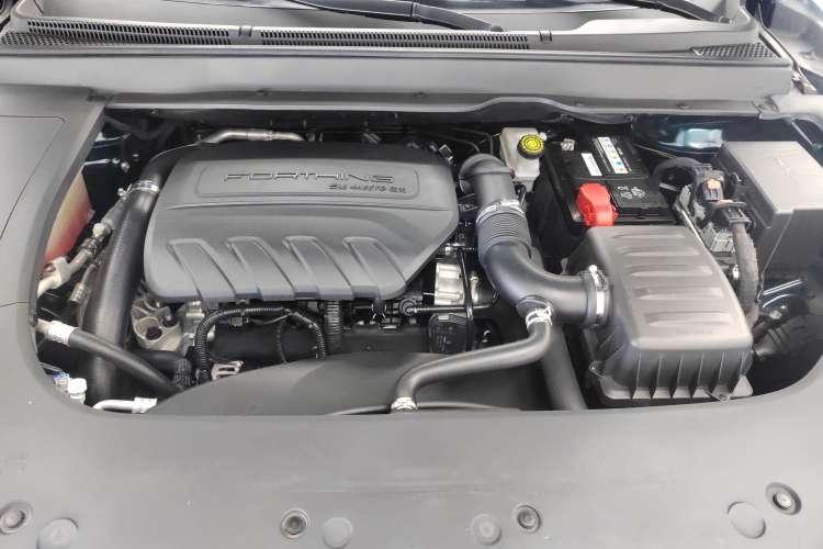 Used FORTHING T5 EVO 2021 1.5TD DCT Starry Edition Engine Bay