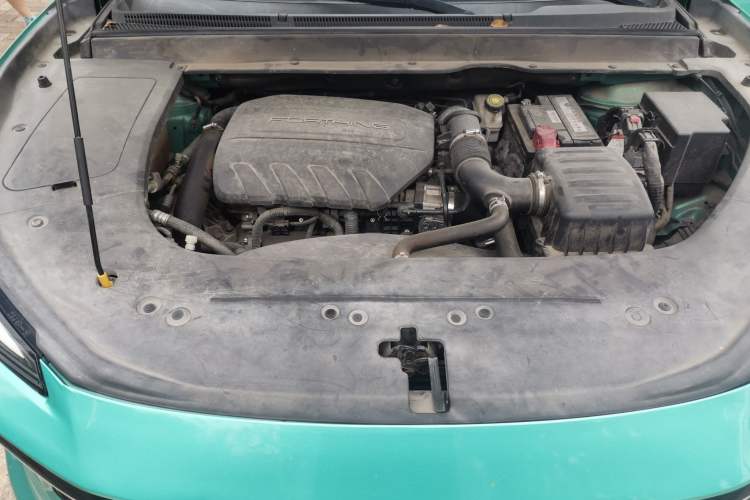 Used FORTHING T5 EVO 2021 1.5TD DCT Diamond Edition Engine Bay