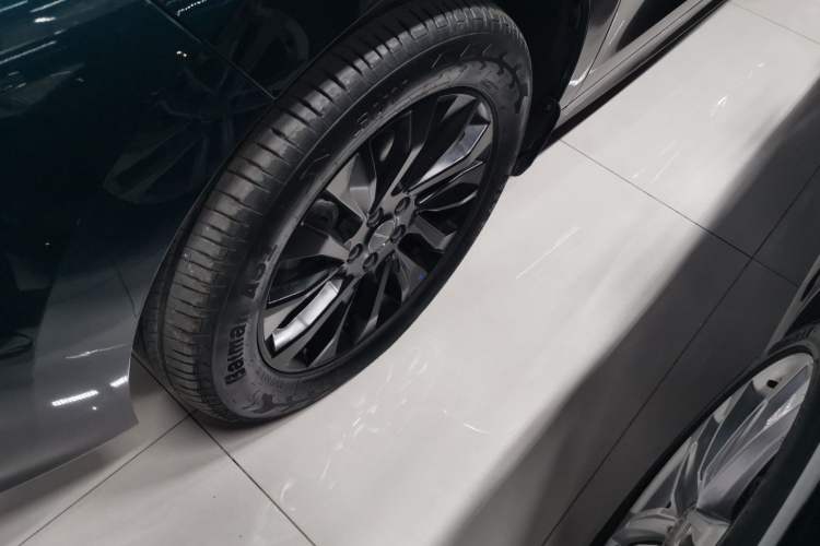 Used FORTHING T5 EVO 2021 1.5TD DCT Diamond Edition Exterior 4