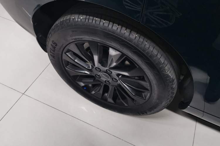 Used FORTHING T5 EVO 2021 1.5TD DCT Diamond Edition Exterior 5