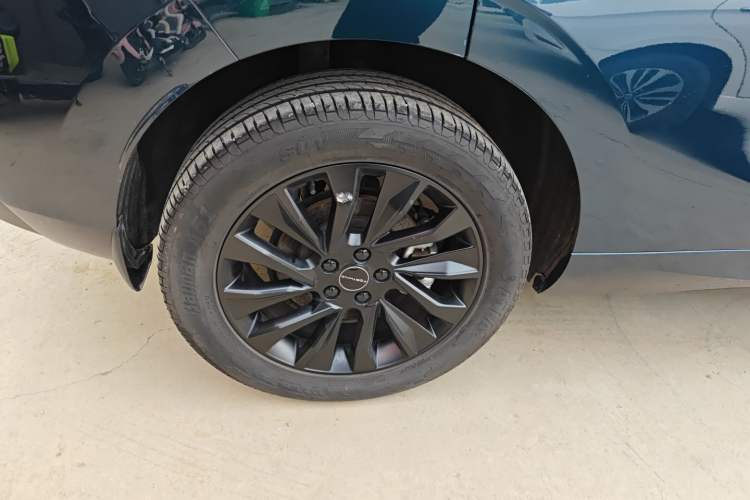 Used FORTHING T5 EVO 2021 1.5TD DCT Diamond Edition Exterior 5