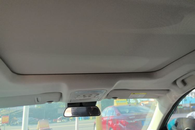 Used FORTHING T5 EVO 2021 1.5TD DCT Diamond Edition Headliner