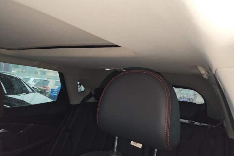 Used FORTHING T5 EVO 2021 1.5TD DCT Platinum Edition Headliner