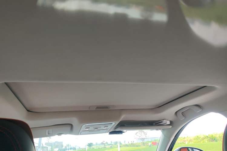 Used FORTHING T5 EVO 2021 1.5TD DCT Platinum Edition Headliner
