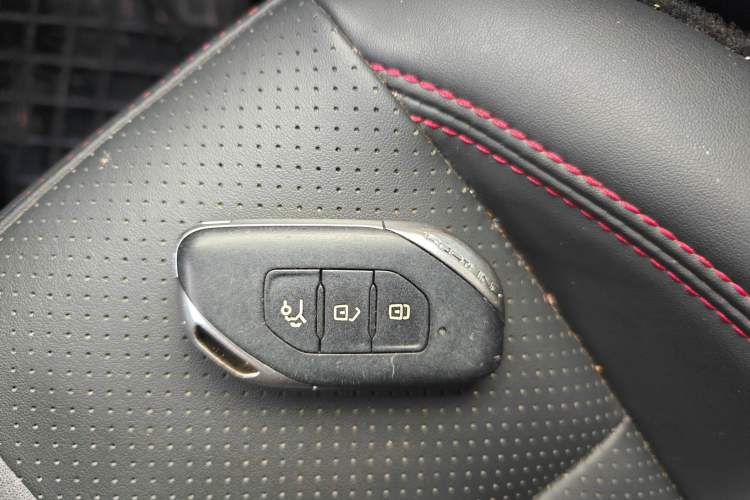 Used FORTHING T5 EVO 2021 1.5TD DCT Diamond Edition Interior 1
