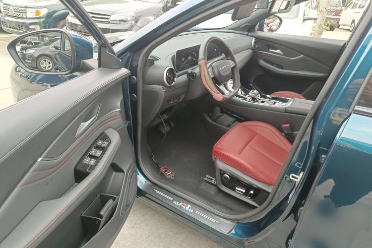 Used FORTHING T5 EVO 2021 1.5TD DCT Starry Edition Interior 3