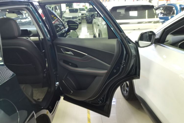 Used FORTHING T5 EVO 2021 1.5TD DCT Diamond Edition Interior 6