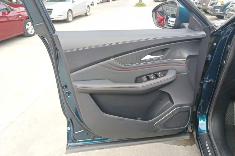 Used FORTHING T5 EVO 2021 1.5TD DCT Starry Edition Interior 7