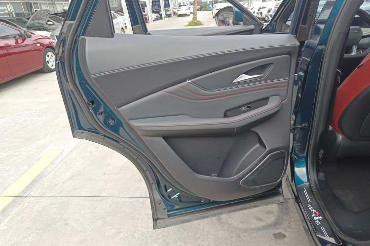 Used FORTHING T5 EVO 2021 1.5TD DCT Starry Edition Interior 8
