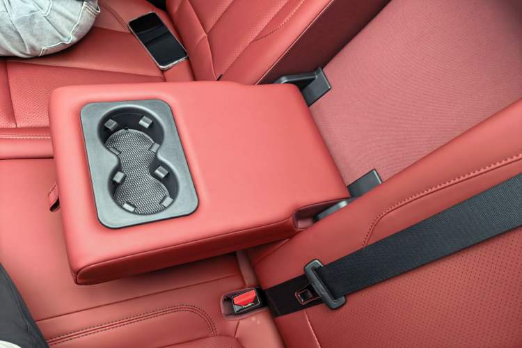 Used FORTHING T5 EVO 2021 1.5TD DCT Starry Edition Interior 8